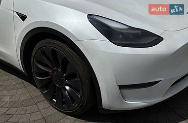 Позашляховик / Кросовер Tesla Model Y 2024 в Одесі
