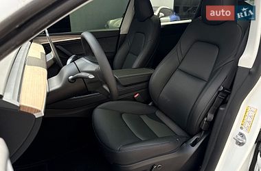 Позашляховик / Кросовер Tesla Model Y 2024 в Одесі