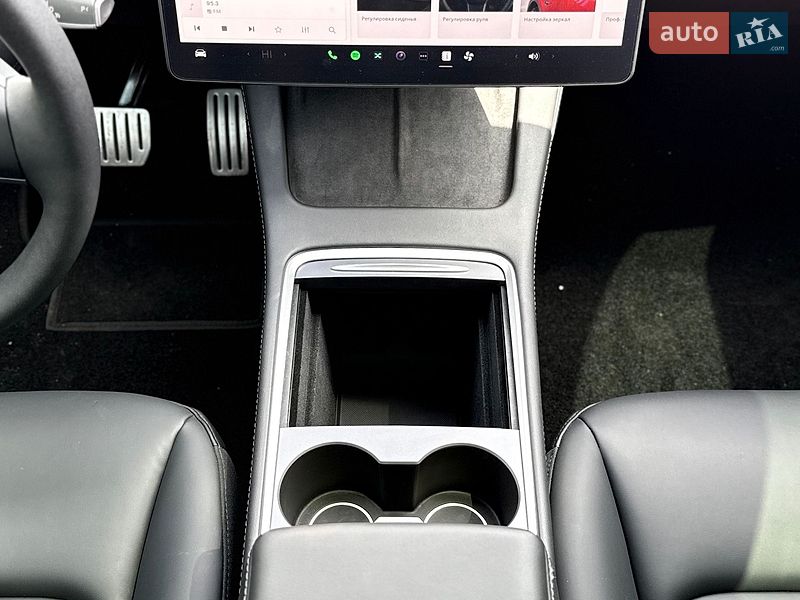 Позашляховик / Кросовер Tesla Model Y 2024 в Одесі