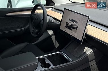 Позашляховик / Кросовер Tesla Model Y 2024 в Одесі