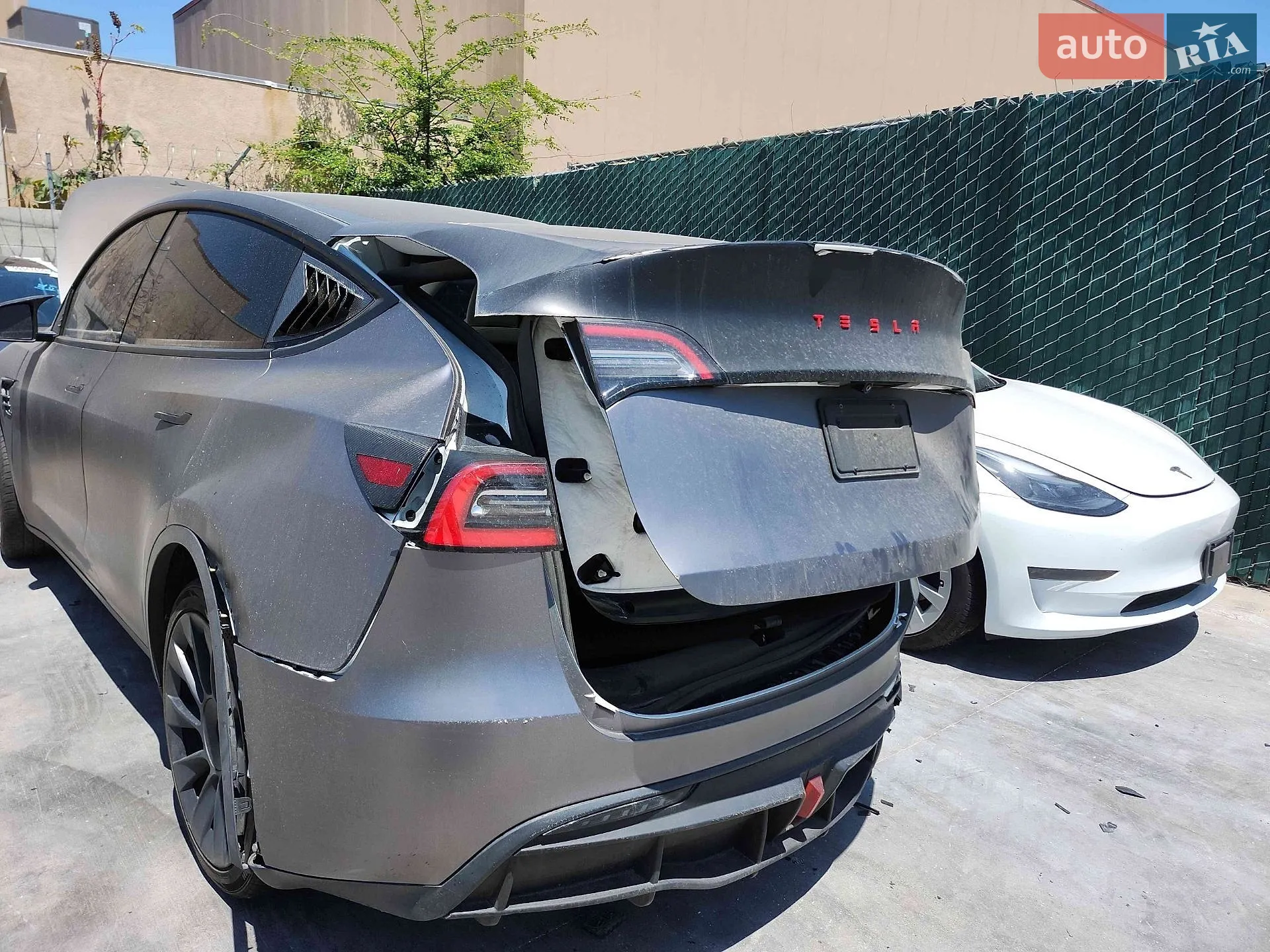 2020 Tesla Model Y - мініатюра 10