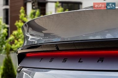 Внедорожник / Кроссовер Tesla Model Y 2025 в Львове