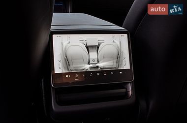 Внедорожник / Кроссовер Tesla Model Y 2025 в Львове