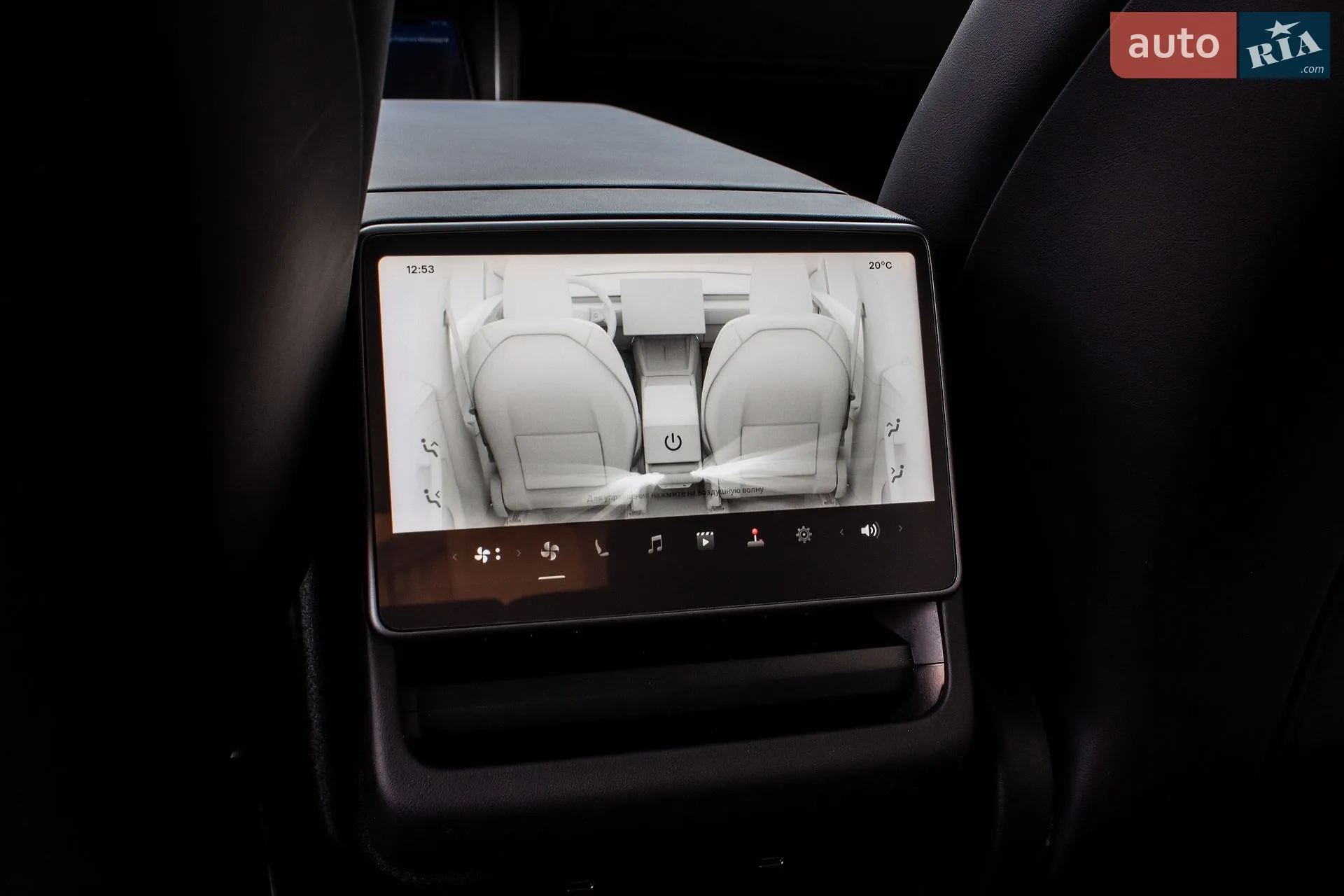 2025 Tesla Model Y - мініатюра 29
