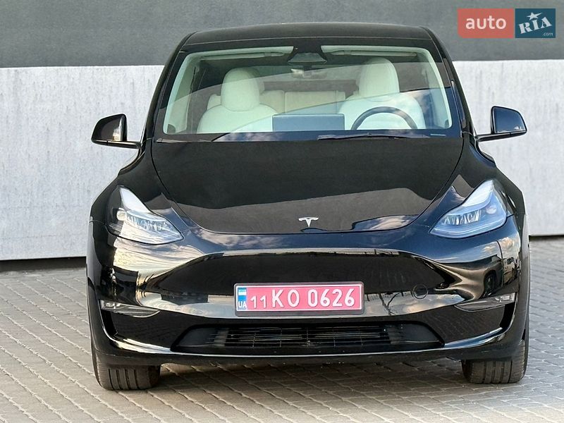 Позашляховик / Кросовер Tesla Model Y 2023 в Тернополі