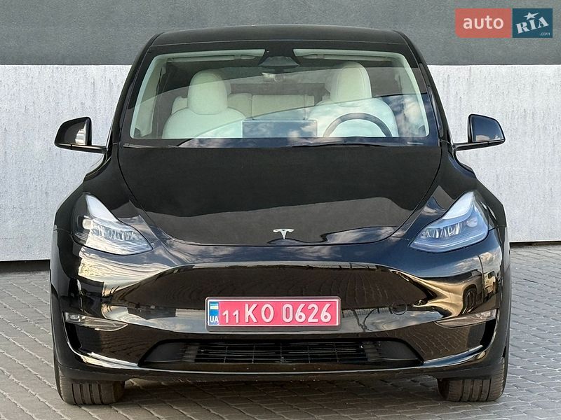 Позашляховик / Кросовер Tesla Model Y 2023 в Тернополі