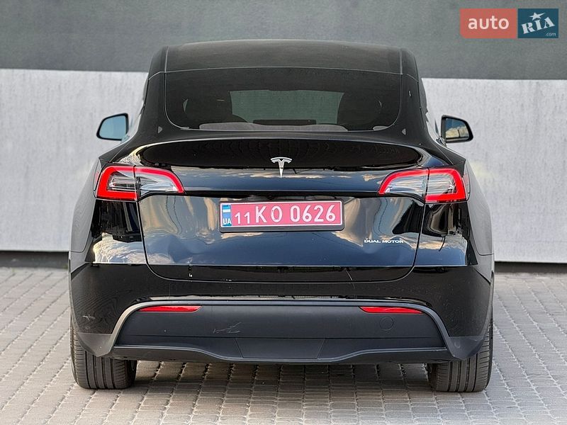 Позашляховик / Кросовер Tesla Model Y 2023 в Тернополі