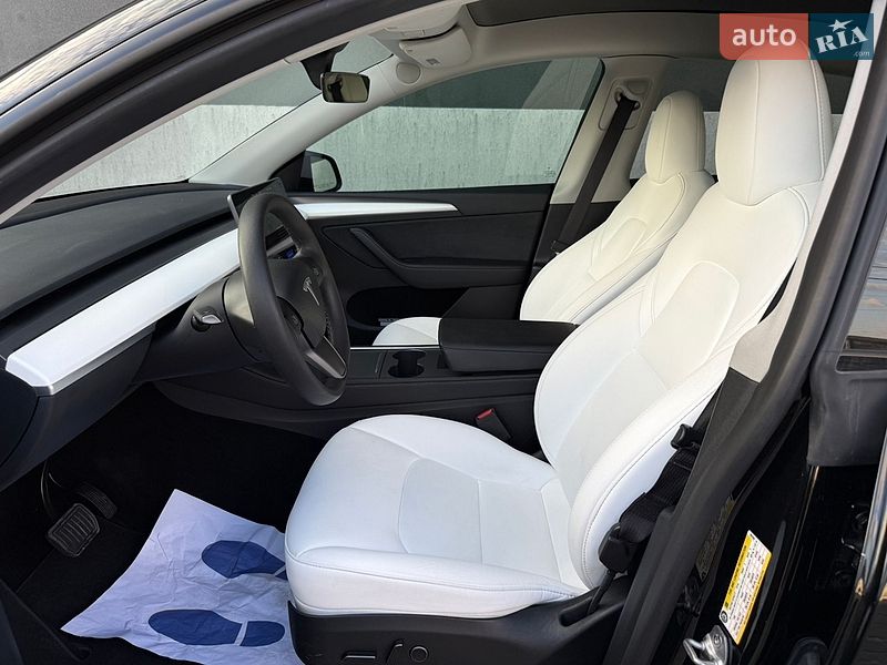 Позашляховик / Кросовер Tesla Model Y 2023 в Тернополі