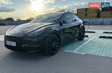 Позашляховик / Кросовер Tesla Model Y 2022 в Тернополі
