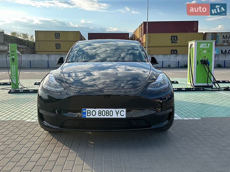 Позашляховик / Кросовер Tesla Model Y 2022 в Тернополі фото 4 Позашляховик / Кросовер Tesla Model Y 2022 в Тернополі