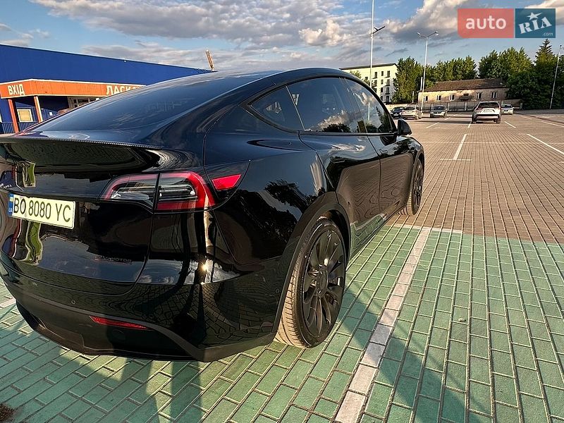 Позашляховик / Кросовер Tesla Model Y 2022 в Тернополі фото 9 Позашляховик / Кросовер Tesla Model Y 2022 в Тернополі