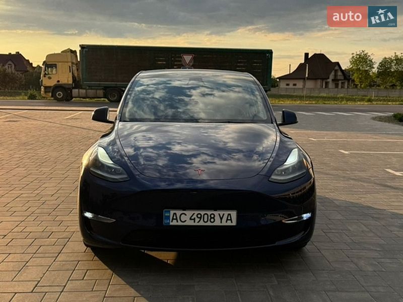Внедорожник / Кроссовер Tesla Model Y 2022 в Луцке
