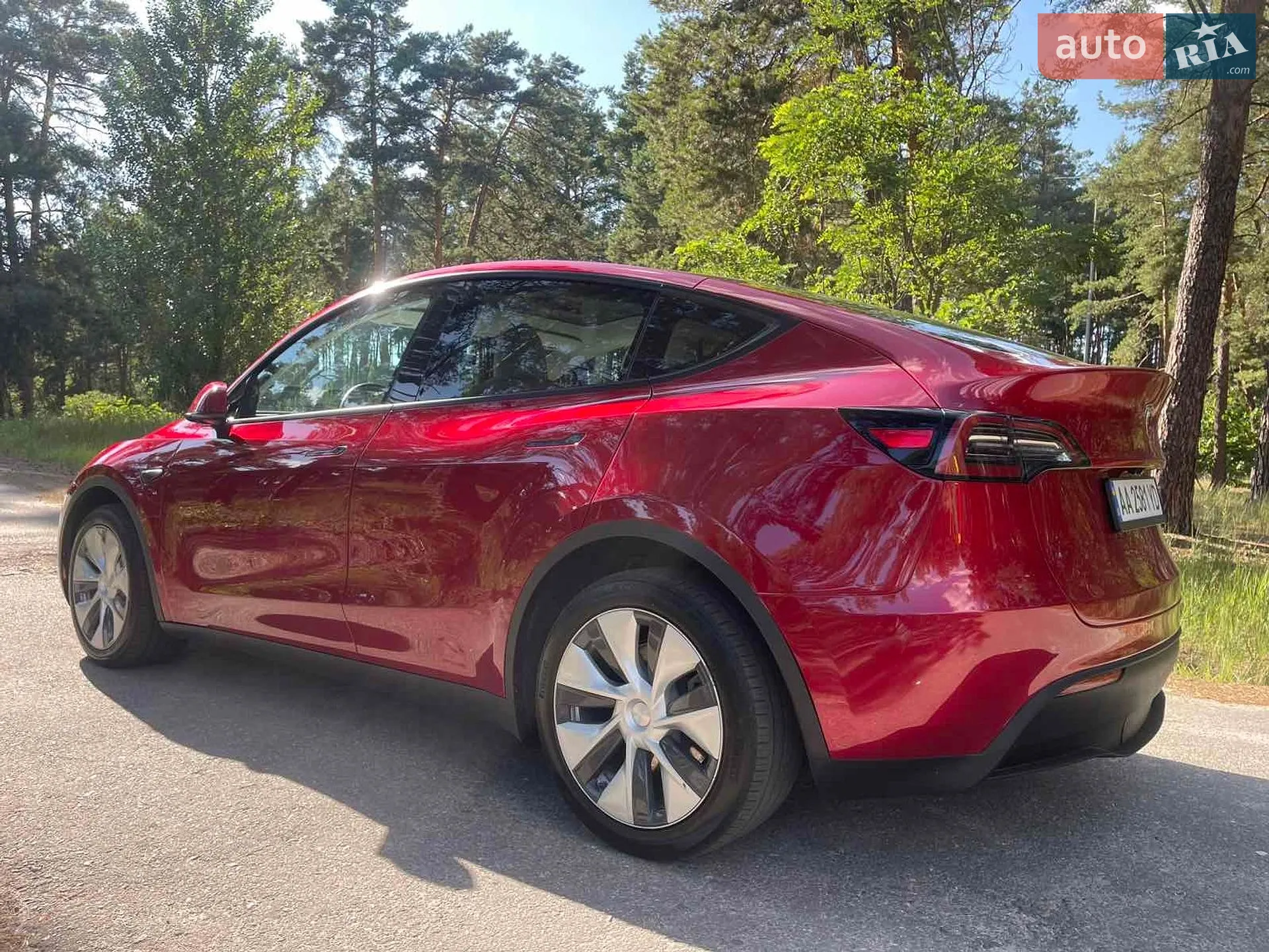 2024 Tesla Model Y - мініатюра 6