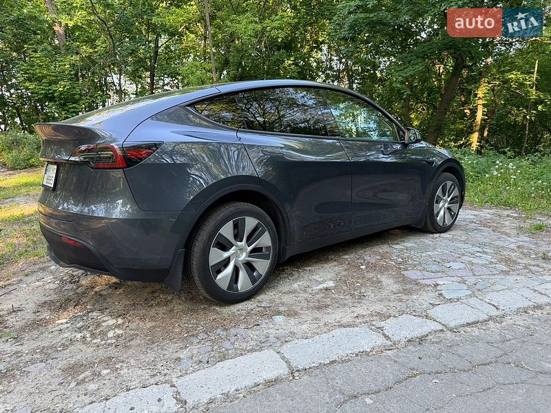 Внедорожник / Кроссовер Tesla Model Y 2022 в Киеве фото 6 Внедорожник / Кроссовер Tesla Model Y 2022 в Киеве