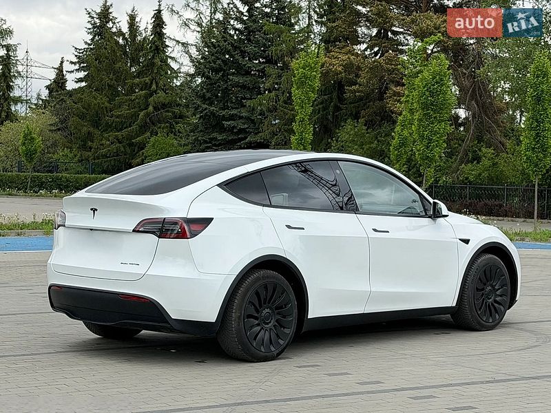 Внедорожник / Кроссовер Tesla Model Y 2023 в Виннице фото 4 Внедорожник / Кроссовер Tesla Model Y 2023 в Виннице