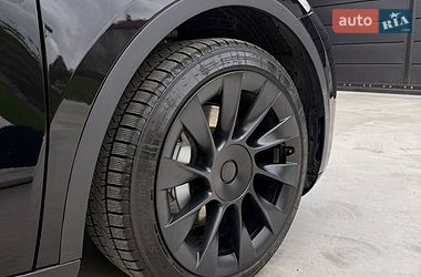 Позашляховик / Кросовер Tesla Model Y 2023 в Луцьку