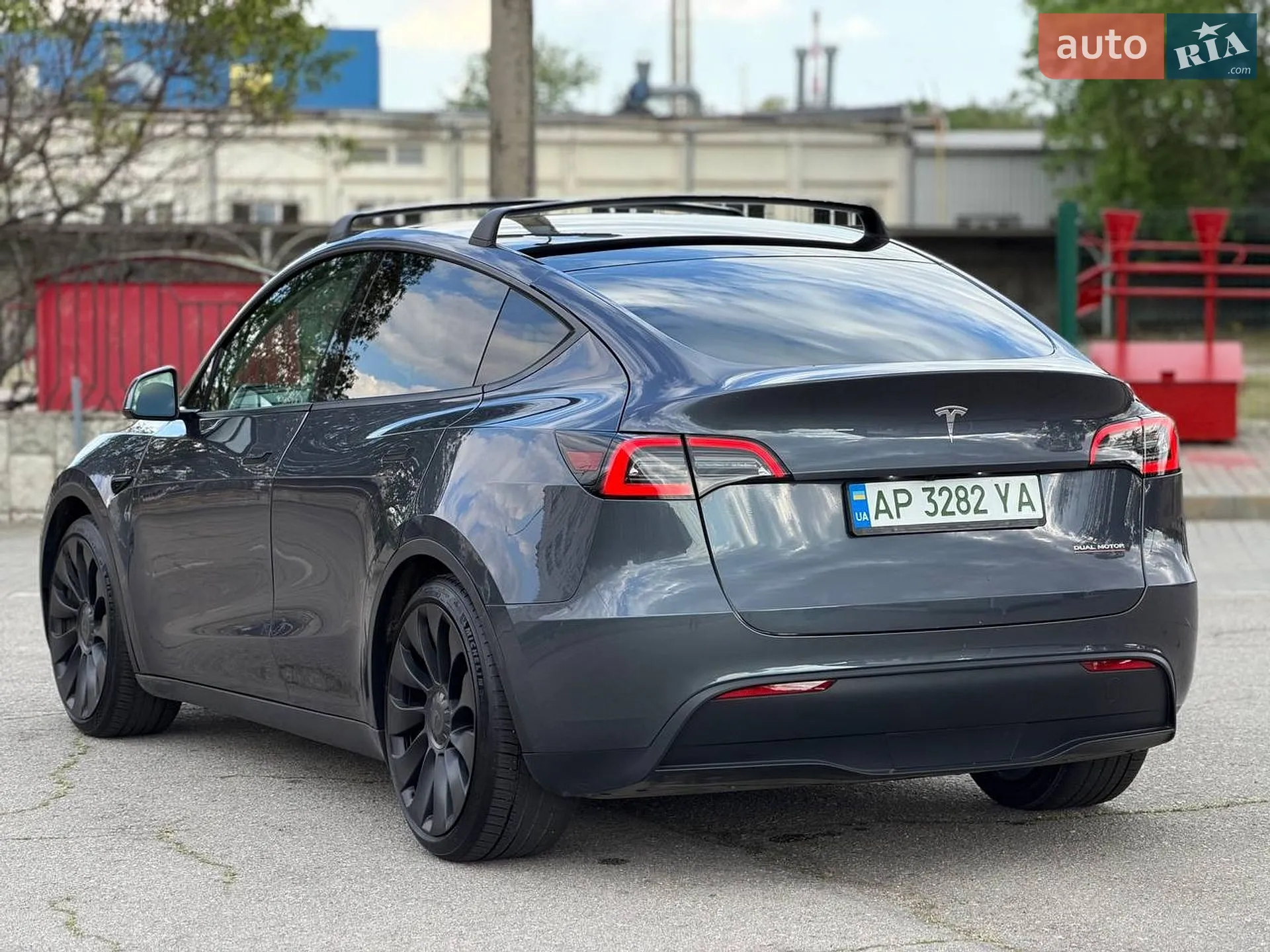 2023 Tesla Model Y - мініатюра 3