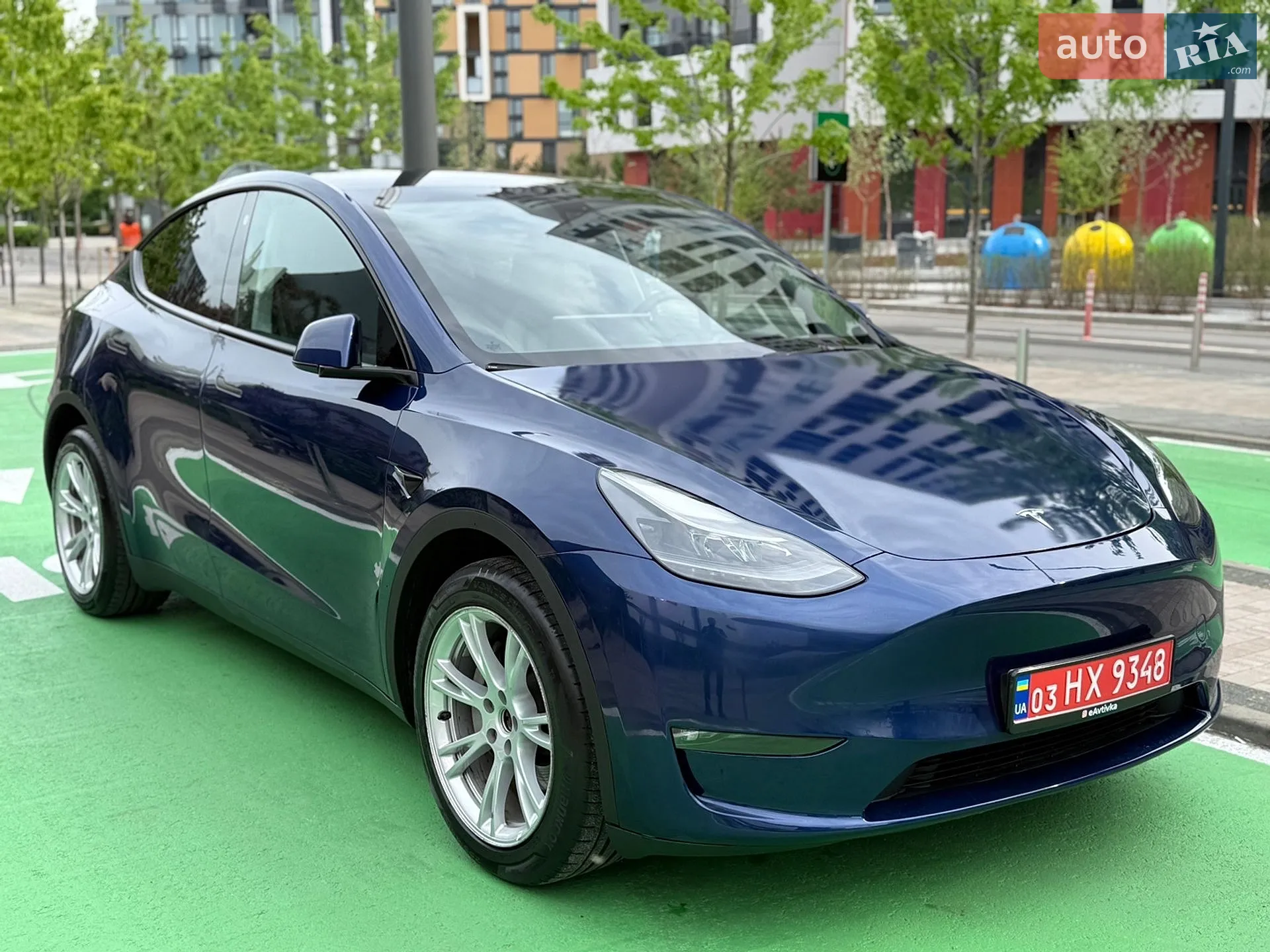 2023 Tesla Model Y - мініатюра 3