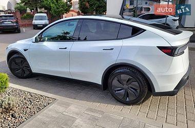 Внедорожник / Кроссовер Tesla Model Y 2025 в Ровно