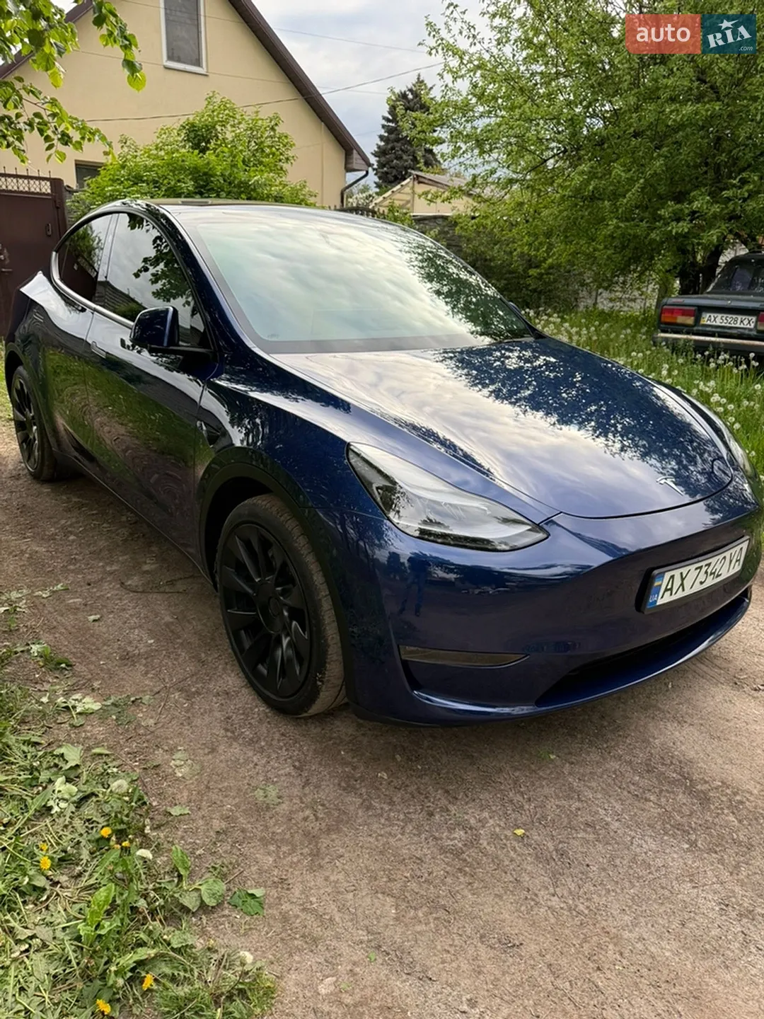 2024 Tesla Model Y - мініатюра 2