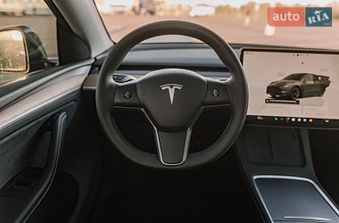Внедорожник / Кроссовер Tesla Model Y 2024 в Ровно