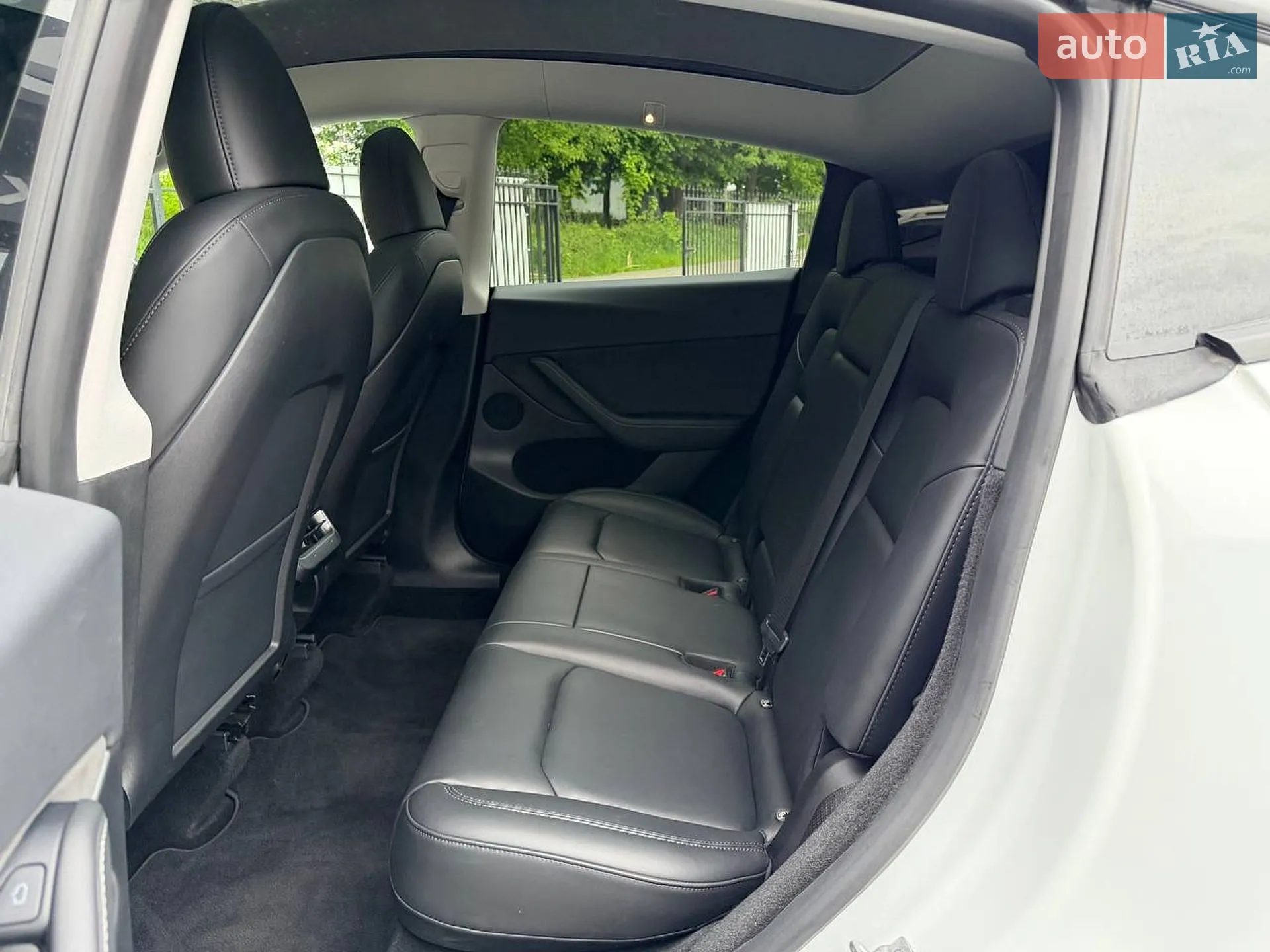 2022 Tesla Model Y - мініатюра 24
