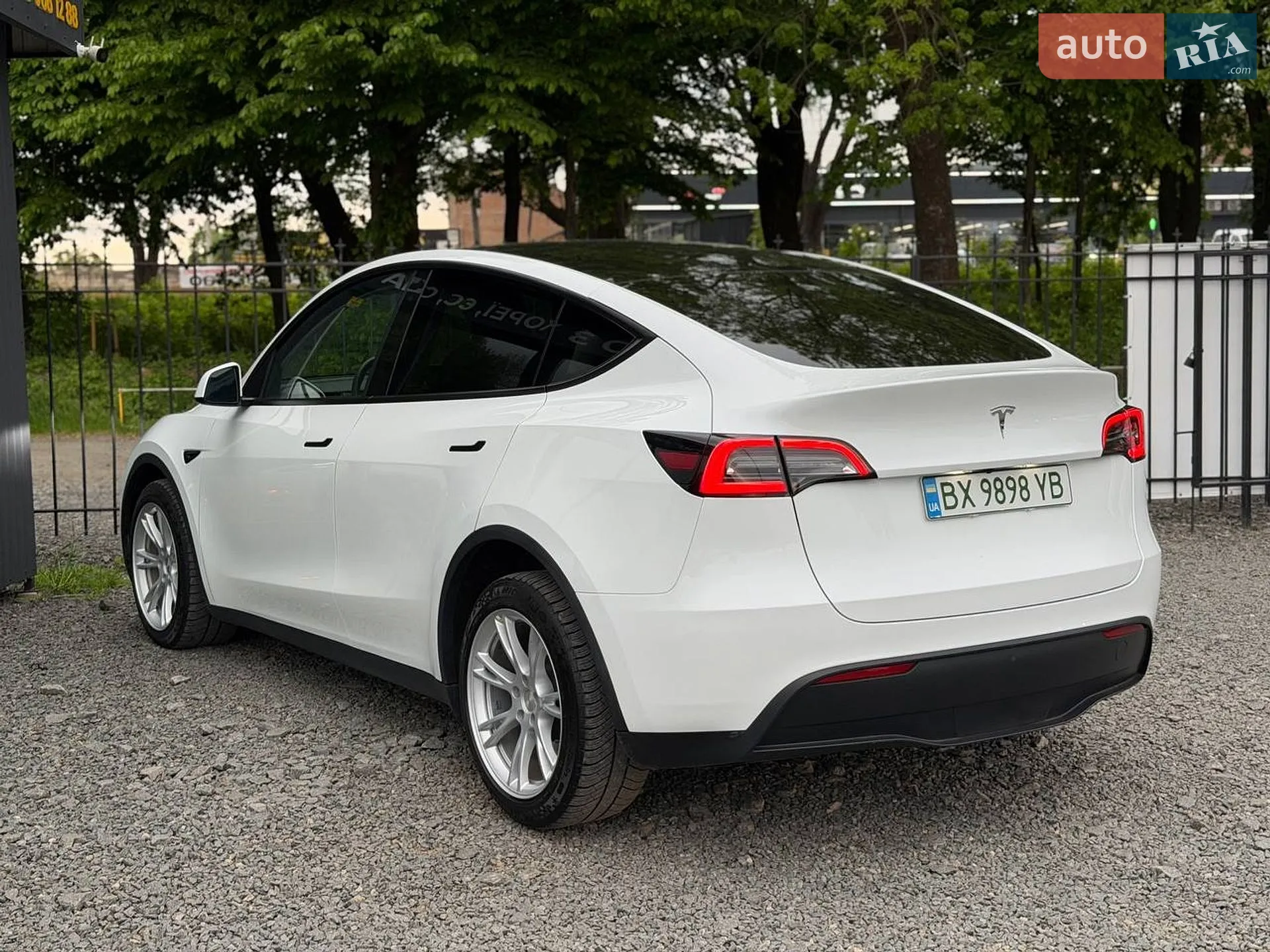 2022 Tesla Model Y - мініатюра 10