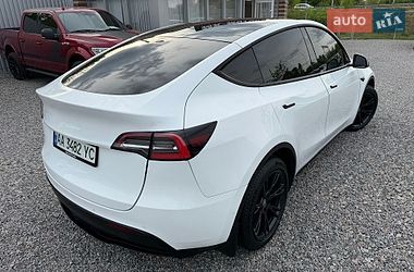Позашляховик / Кросовер Tesla Model Y 2020 в Києві