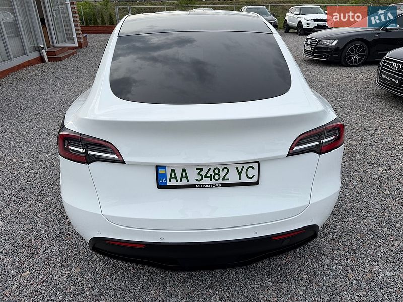Позашляховик / Кросовер Tesla Model Y 2020 в Києві