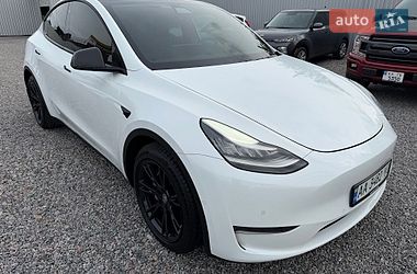Позашляховик / Кросовер Tesla Model Y 2020 в Києві