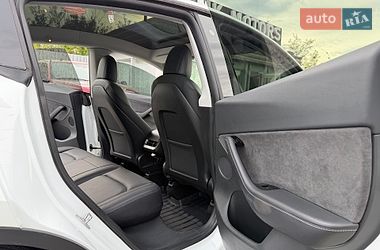Позашляховик / Кросовер Tesla Model Y 2020 в Києві