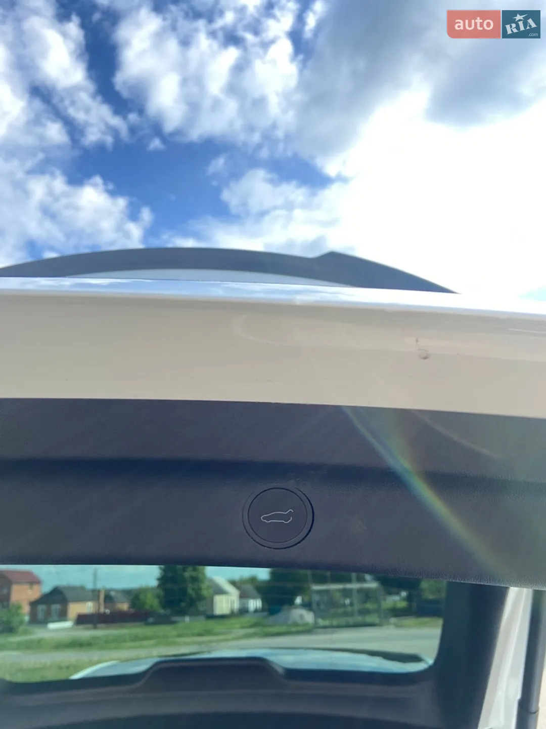 2022 Tesla Model Y - мініатюра 19