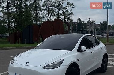Позашляховик / Кросовер Tesla Model Y 2021 в Києві