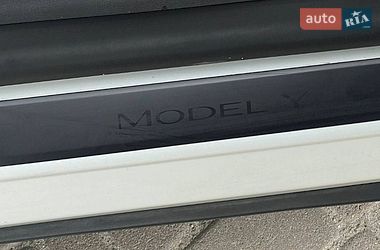 Внедорожник / Кроссовер Tesla Model Y 2021 в Киеве