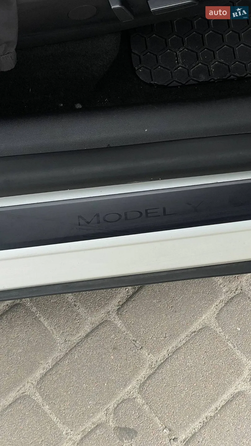 2021 Tesla Model Y - мініатюра 13