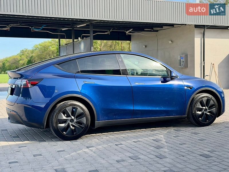 Внедорожник / Кроссовер Tesla Model Y 2024 в Виннице