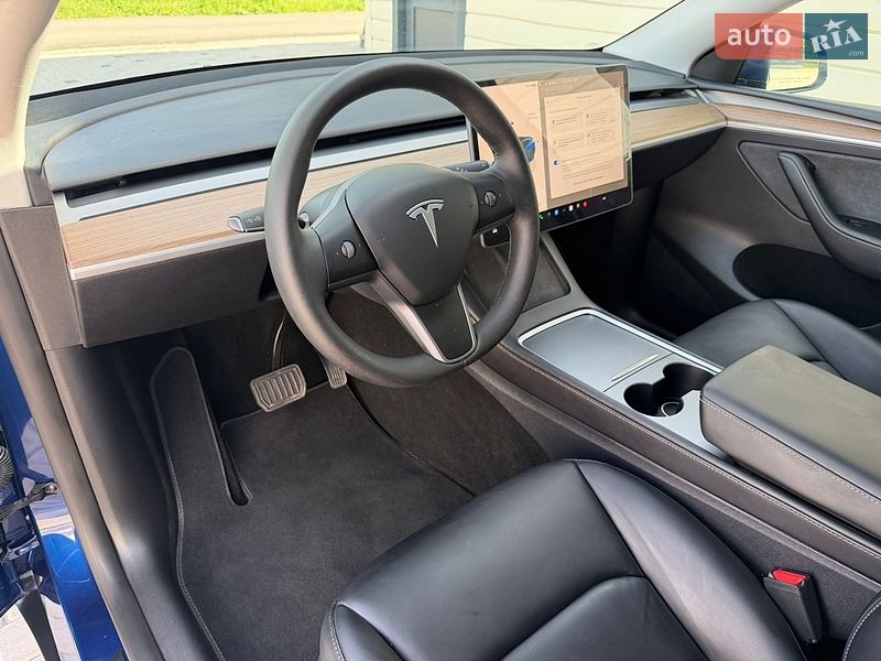 Внедорожник / Кроссовер Tesla Model Y 2024 в Виннице