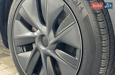 Внедорожник / Кроссовер Tesla Model Y 2024 в Виннице