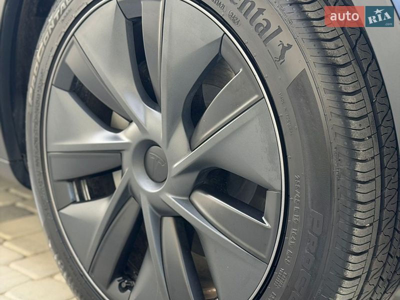 Внедорожник / Кроссовер Tesla Model Y 2024 в Виннице