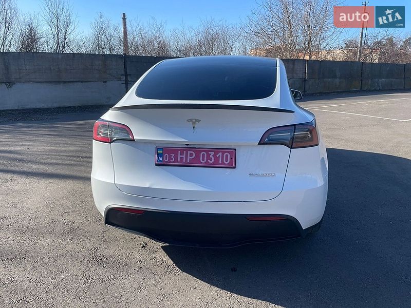Внедорожник / Кроссовер Tesla Model Y 2024 в Ровно фото 4 Внедорожник / Кроссовер Tesla Model Y 2024 в Ровно