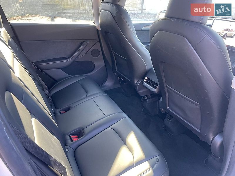 Внедорожник / Кроссовер Tesla Model Y 2024 в Ровно фото 17 Внедорожник / Кроссовер Tesla Model Y 2024 в Ровно