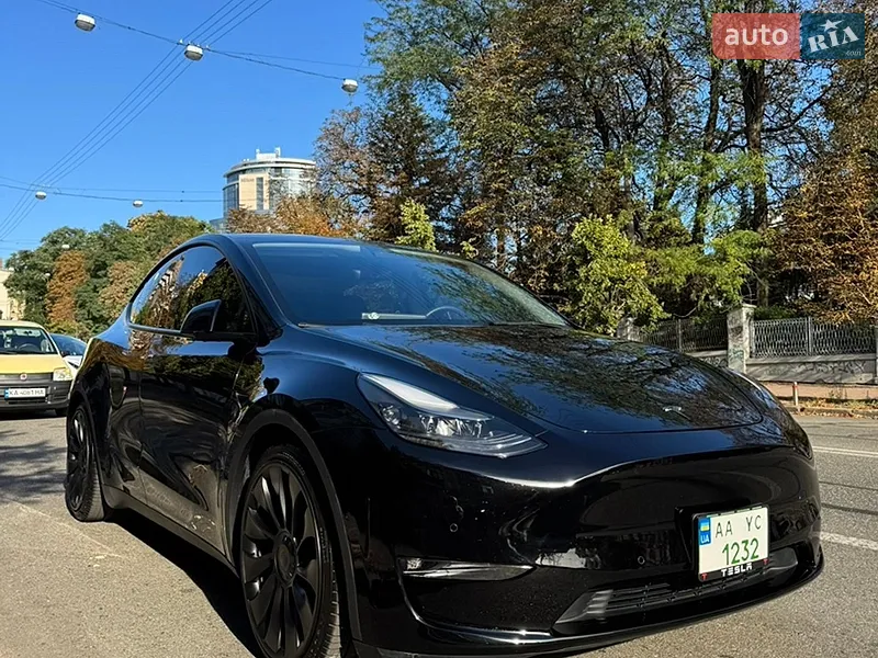 Tesla Model Y