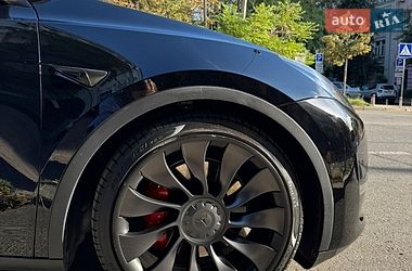 Внедорожник / Кроссовер Tesla Model Y 2022 в Киеве
