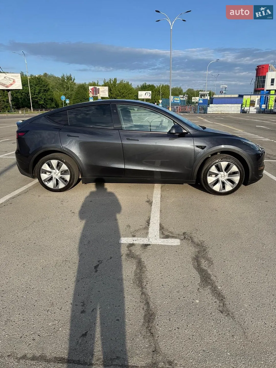 2024 Tesla Model Y - мініатюра 4