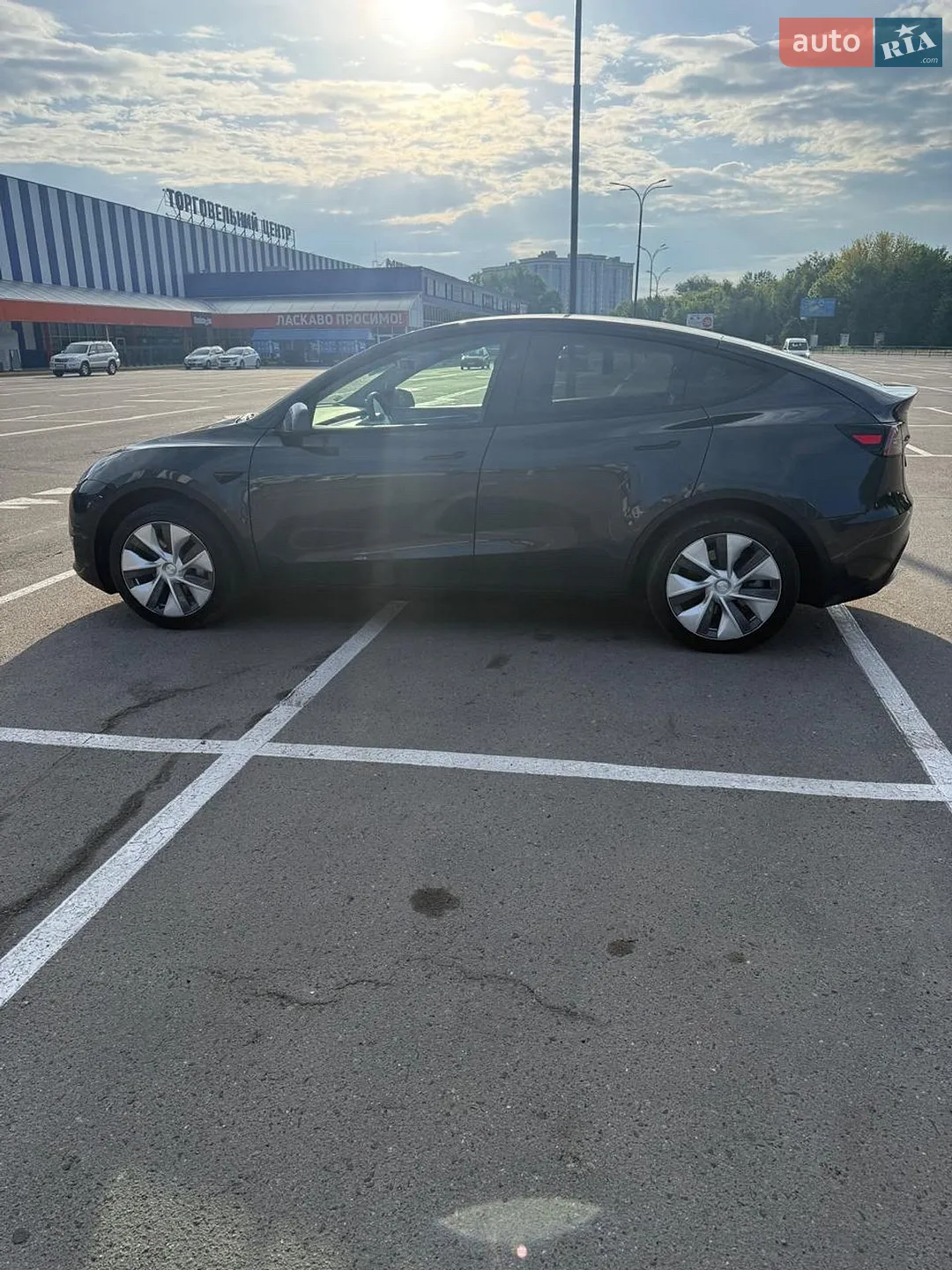2024 Tesla Model Y - мініатюра 14