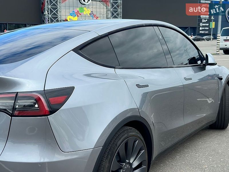 Внедорожник / Кроссовер Tesla Model Y 2024 в Киеве фото 7 Внедорожник / Кроссовер Tesla Model Y 2024 в Киеве