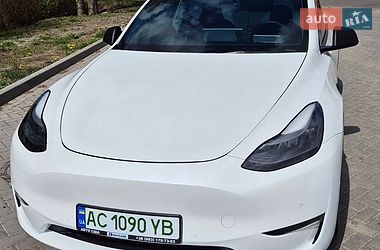 Внедорожник / Кроссовер Tesla Model Y 2021 в Луцке