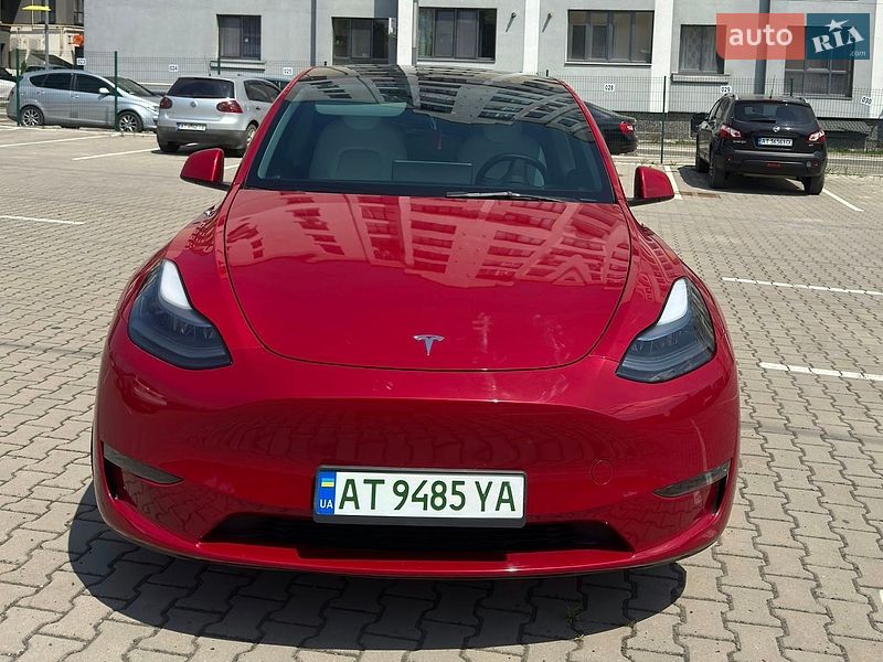 Позашляховик / Кросовер Tesla Model Y 2022 в Івано-Франківську