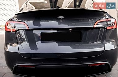 Внедорожник / Кроссовер Tesla Model Y 2022 в Киеве