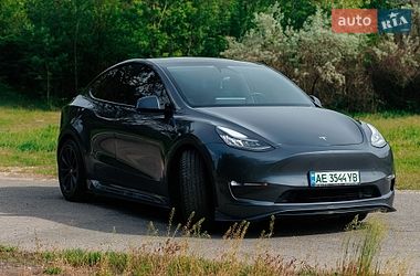 Позашляховик / Кросовер Tesla Model Y 2020 в Дніпрі